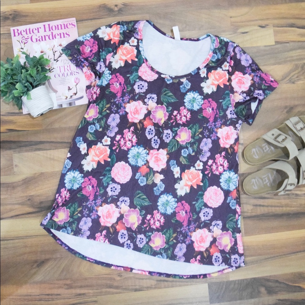 LuLaRoe Classic Tee
